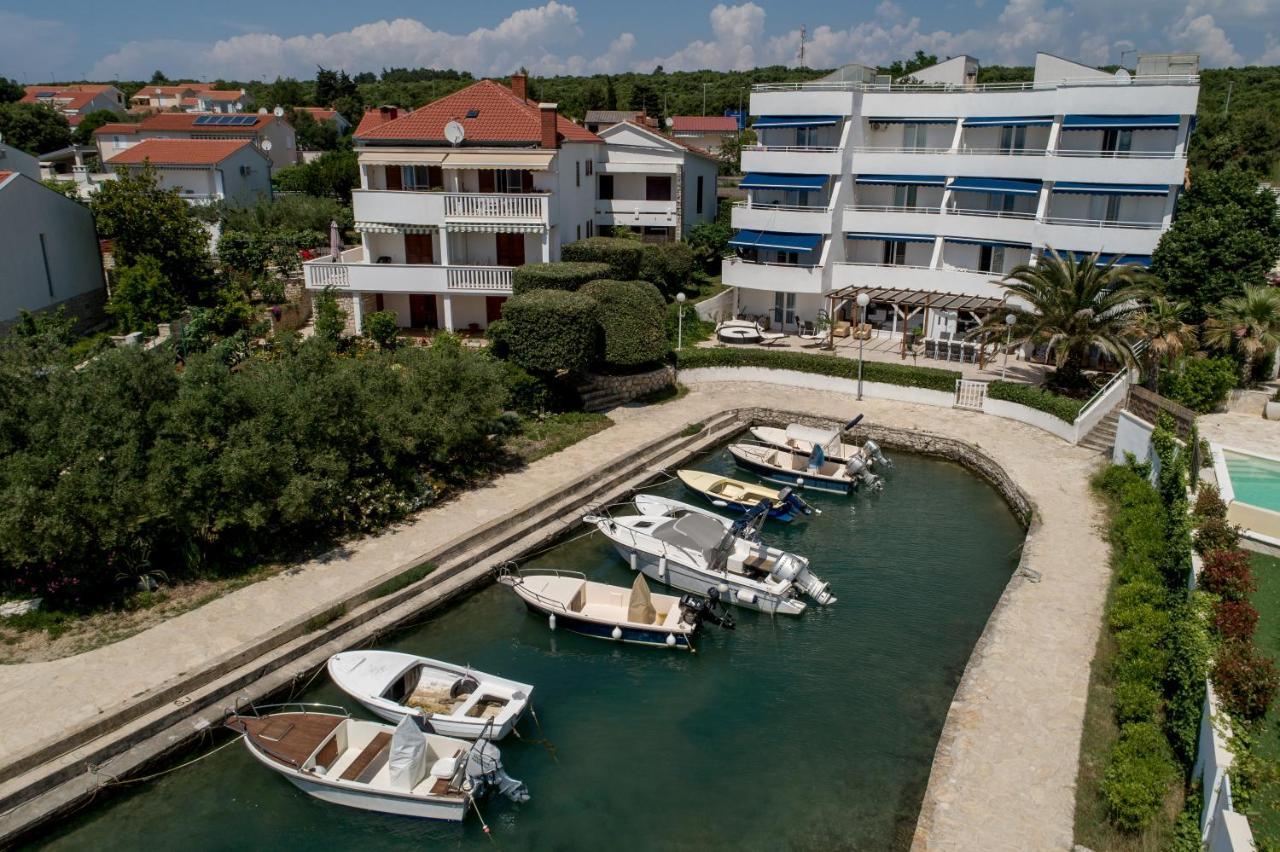 Hotel Casa Sul Mare Petrčane Exterior foto